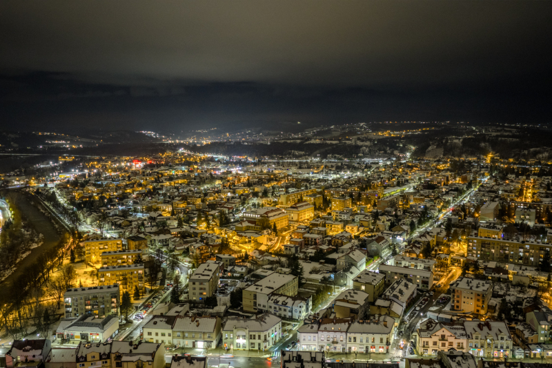 osiedle-centrum-nowy-sacz-nocne-zdjecie-z-drona