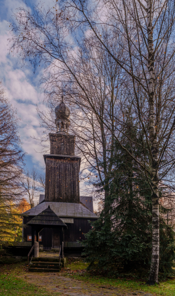 kosciol-w-ptaszkowej-wiez