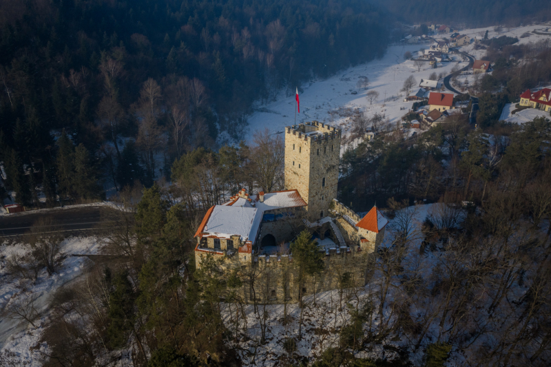 zamek-Tropsztyn-z-lotu-ptaka