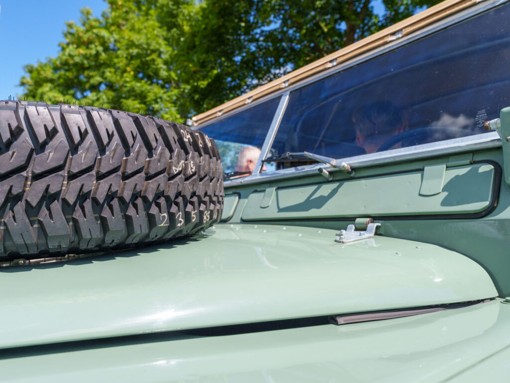 auto podczas zlotu w limanowej